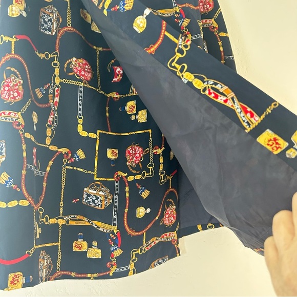 PETITE SOPHISTICATE VTG Silk Skirt Chain Status Print Wrap Size 12/L Old Money - Picture 3 of 9